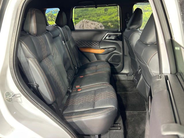 MITSUBISHI OUTLANDER PHEV 2024 Image 31