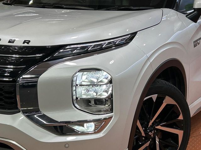 MITSUBISHI OUTLANDER PHEV 2024 Image 31