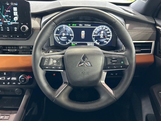 MITSUBISHI OUTLANDER PHEV 2024 Image 31