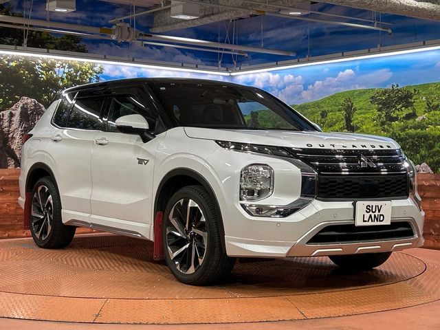 MITSUBISHI OUTLANDER PHEV 2024 Image 31