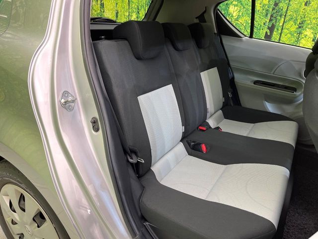 TOYOTA AQUA 2013 Image 31