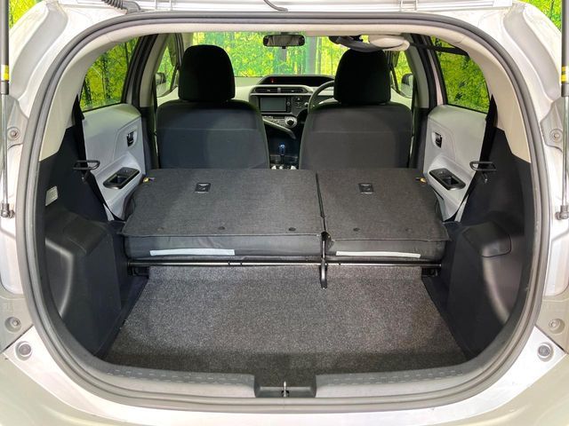 TOYOTA AQUA 2013 Image 31