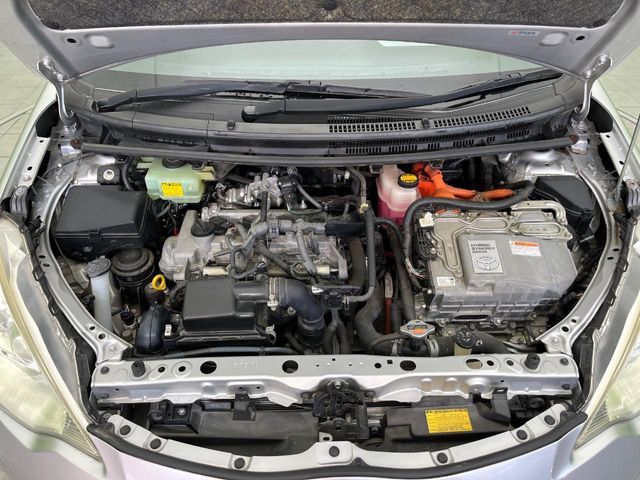 TOYOTA AQUA 2013 Image 31