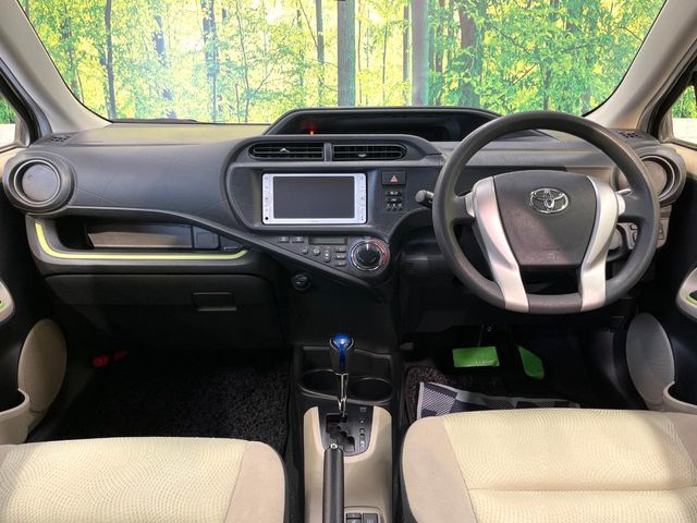 TOYOTA AQUA 2014 Image 31