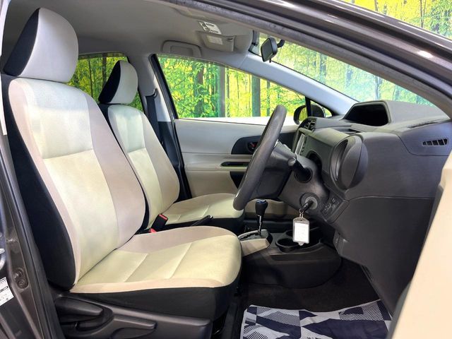 TOYOTA AQUA 2014 Image 31