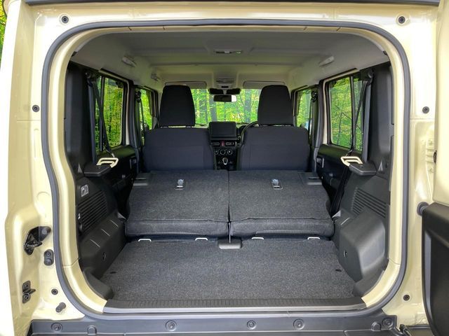 SUZUKI JIMNY NOMADE 2026 Image 31