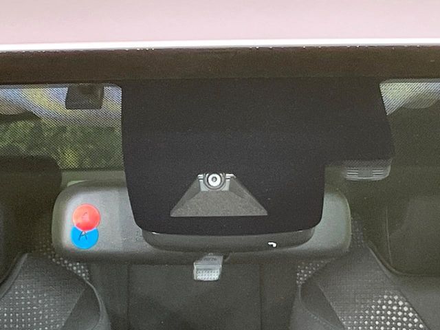 TOYOTA PRIUS 2019 Image 31