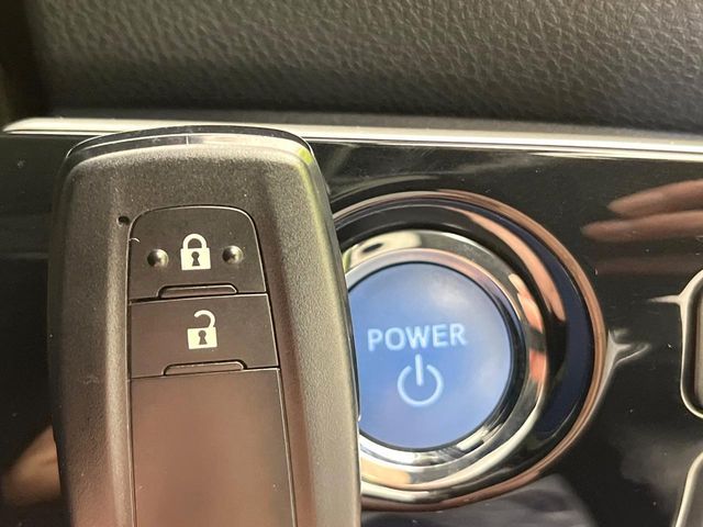 TOYOTA PRIUS 2019 Image 31