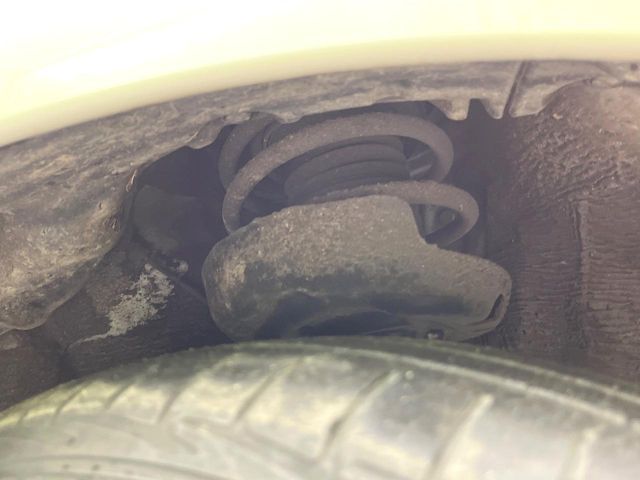 TOYOTA PRIUS 2019 Image 31