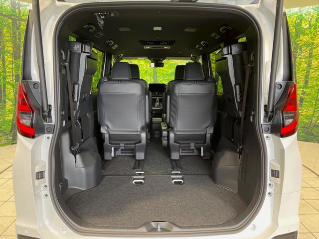 TOYOTA NOAH HYBRID 2026 Image 31