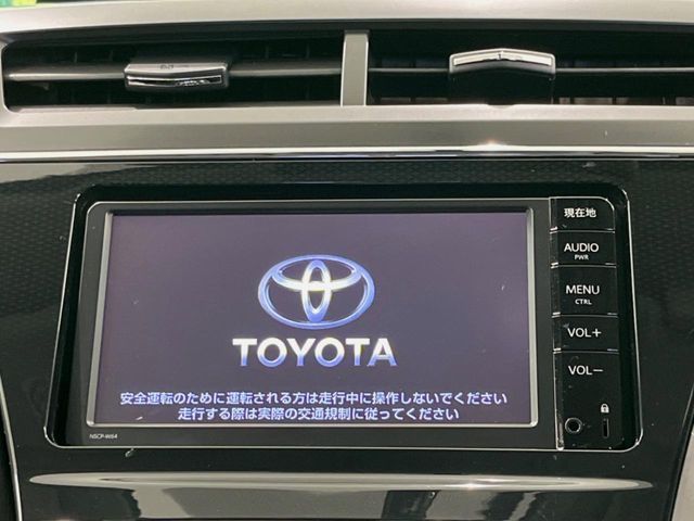 TOYOTA PRIUS ALPHA 2015 Image 31