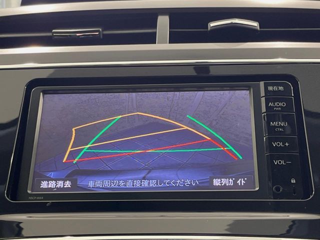 TOYOTA PRIUS ALPHA 2015 Image 31