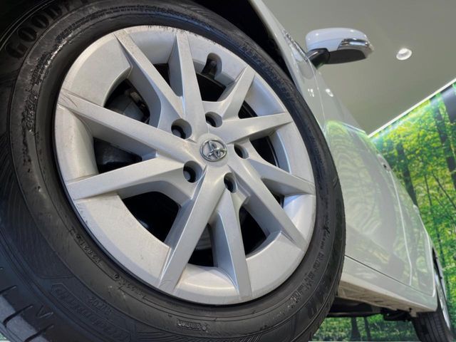 TOYOTA PRIUS ALPHA 2015 Image 31