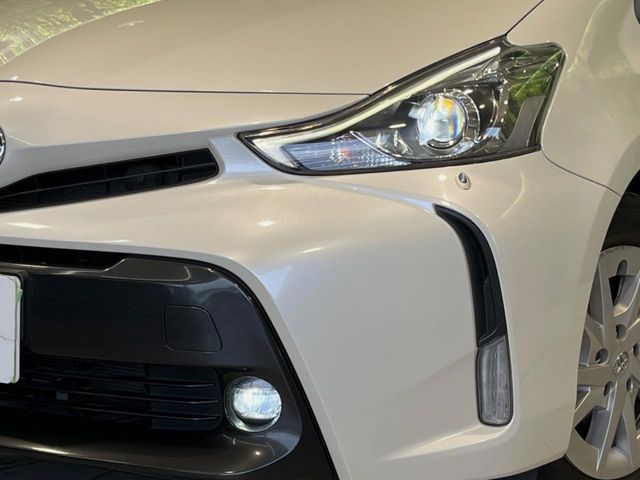 TOYOTA PRIUS ALPHA 2015 Image 31