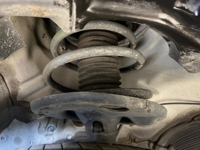 TOYOTA PRIUS ALPHA 2015 Image 31