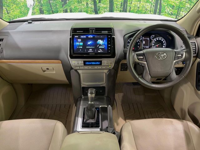 TOYOTA LANDCRUISER PRADO 2023 Image 31