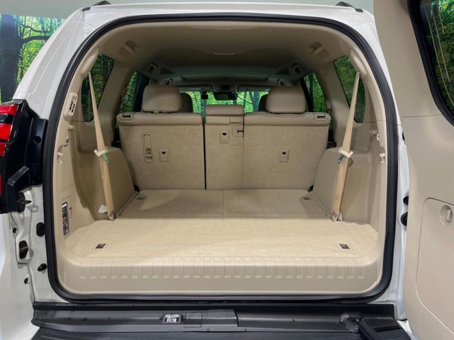 TOYOTA LANDCRUISER PRADO 2023 Image 31