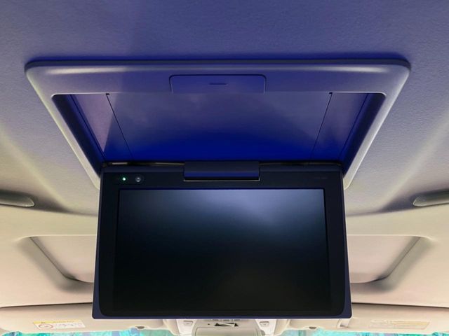 TOYOTA VELLFIRE 2017 Image 31