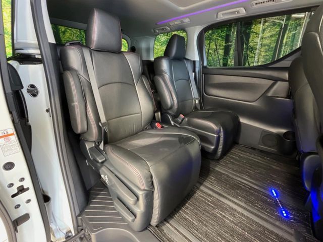 TOYOTA VELLFIRE 2017 Image 31