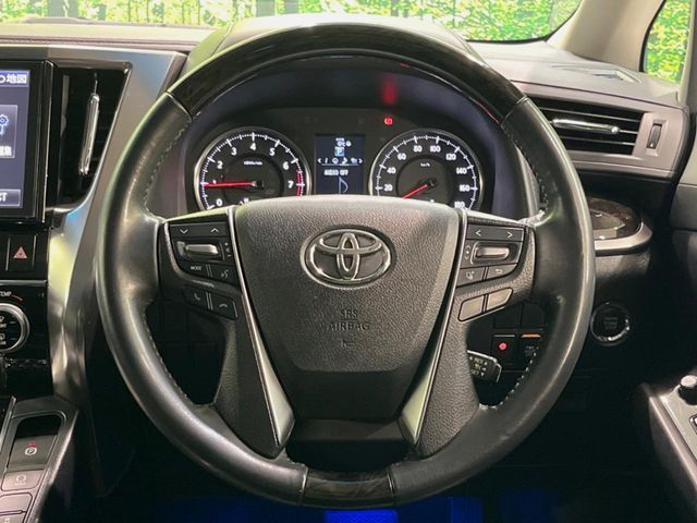 TOYOTA VELLFIRE 2017 Image 31