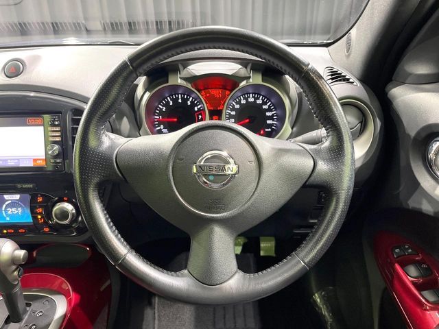 NISSAN JUKE 2011 Image 31