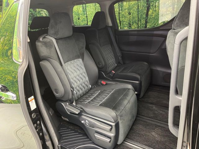 TOYOTA ALPHARD 2019 Image 31