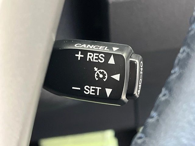 TOYOTA PRIUS 2013 Image 31