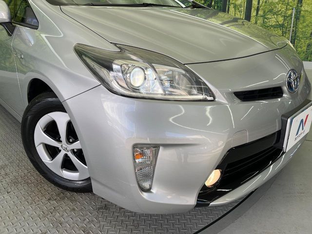 TOYOTA PRIUS 2013 Image 31