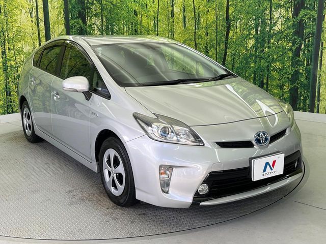 TOYOTA PRIUS 2013 Image 31