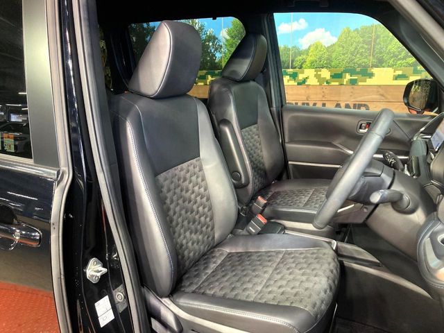 TOYOTA VOXY HYBRID 2024 Image 31