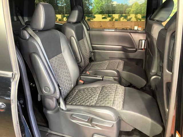 TOYOTA VOXY HYBRID 2024 Image 31