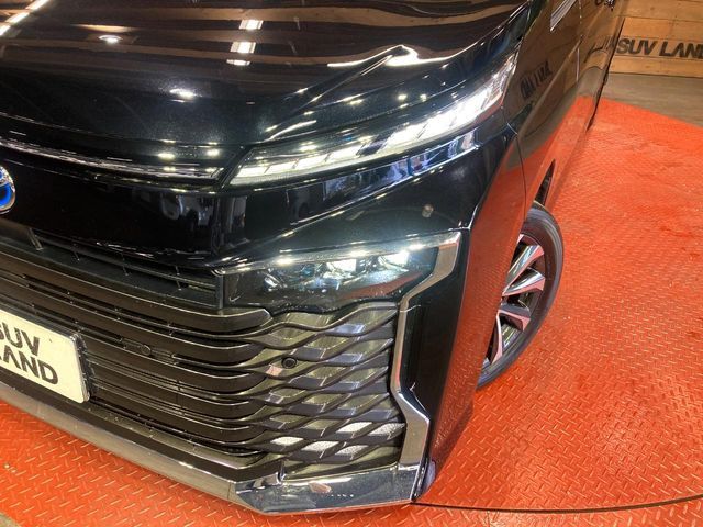 TOYOTA VOXY HYBRID 2024 Image 31