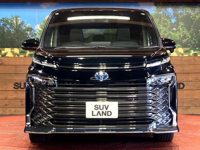 TOYOTA VOXY HYBRID 2024 Image 31