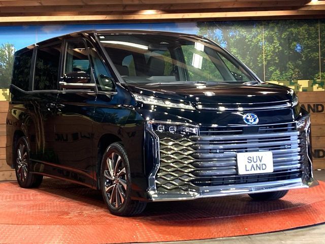 TOYOTA VOXY HYBRID 2024 Image 31