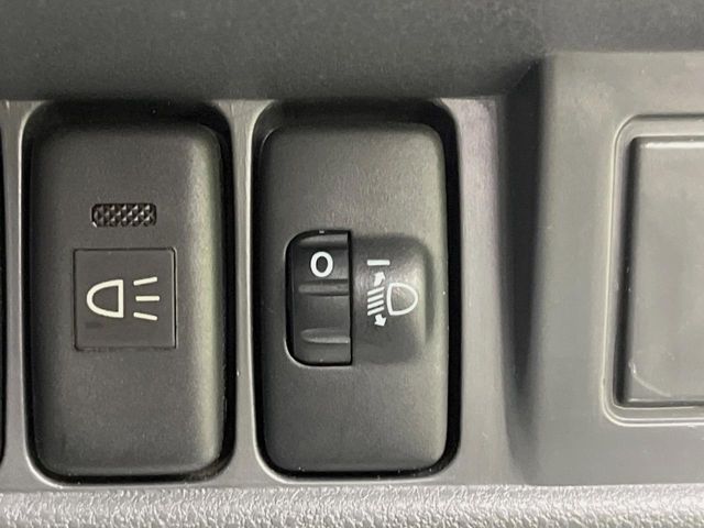 DAIHATSU HIJET TRUCK 4WD 2012 Image 31