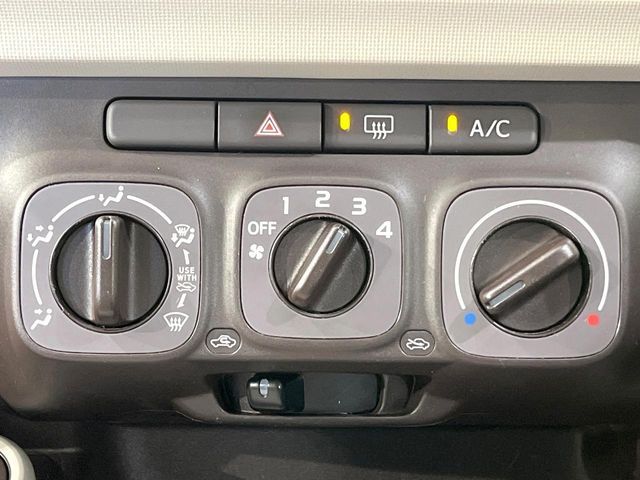 TOYOTA PASSO 2012 Image 31