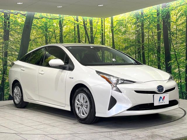 TOYOTA PRIUS 2017 Image 31