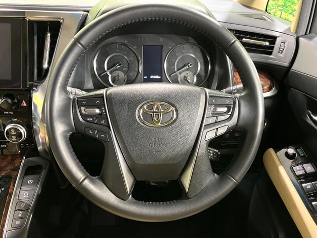 TOYOTA ALPHARD 4WD 2021 Image 31