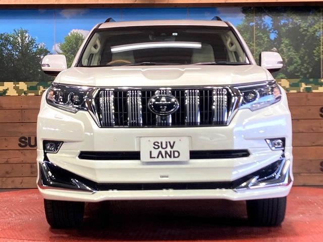 TOYOTA LANDCRUISER PRADO 2023 Image 31