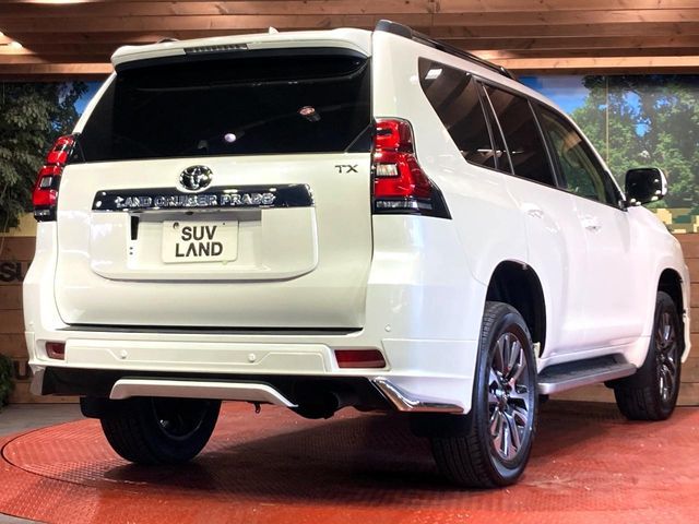 TOYOTA LANDCRUISER PRADO 2023 Image 31