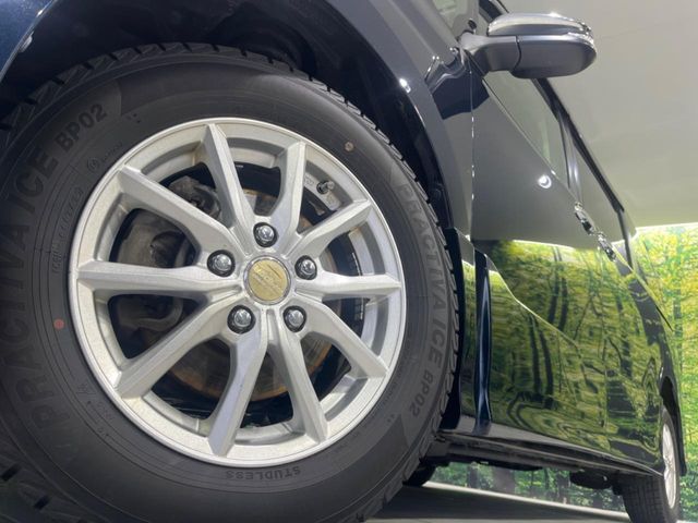 TOYOTA VOXY 4WD 2015 Image 31