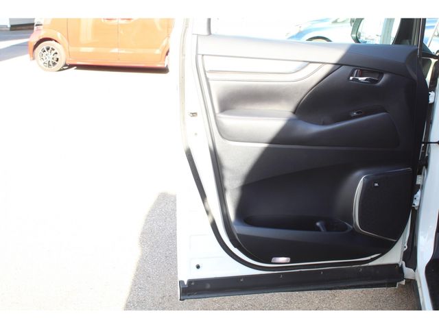 TOYOTA ALPHARD HYBRID 4WD 2019 Image 31