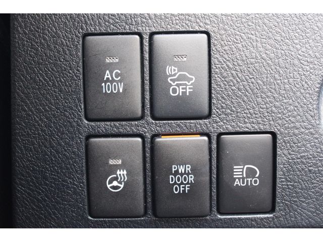 TOYOTA ALPHARD HYBRID 4WD 2019 Image 31