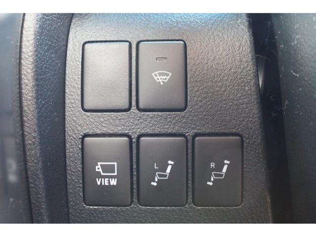 TOYOTA ALPHARD HYBRID 4WD 2019 Image 31