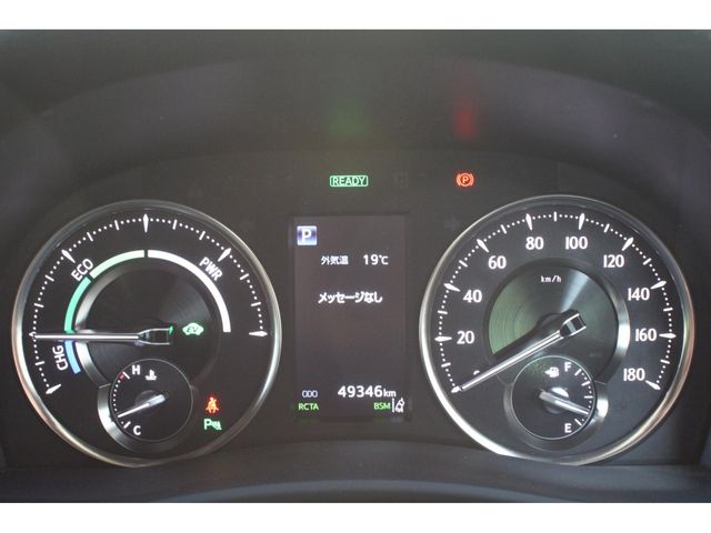 TOYOTA ALPHARD HYBRID 4WD 2019 Image 31