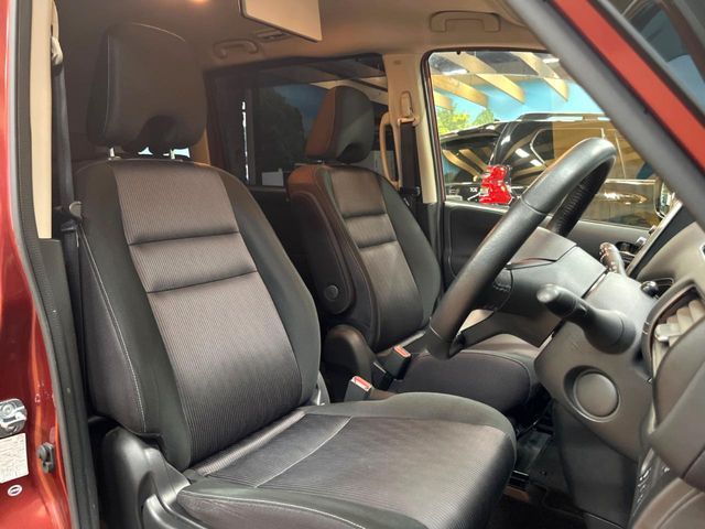 NISSAN SERENA  S-HYBRID 2017 Image 31