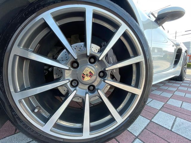 PORSCHE 718BOXSTER 2017 Image 31