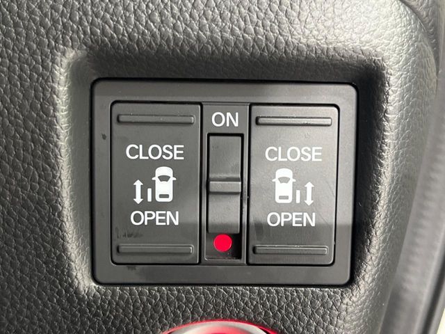 HONDA N BOX CUSTOM 4WD 2021 Image 31