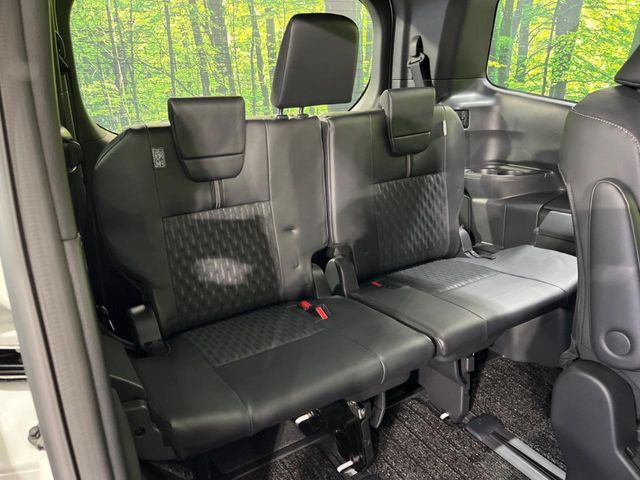 TOYOTA NOAH 2023 Image 31