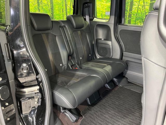 HONDA N BOX CUSTOM 2017 Image 31